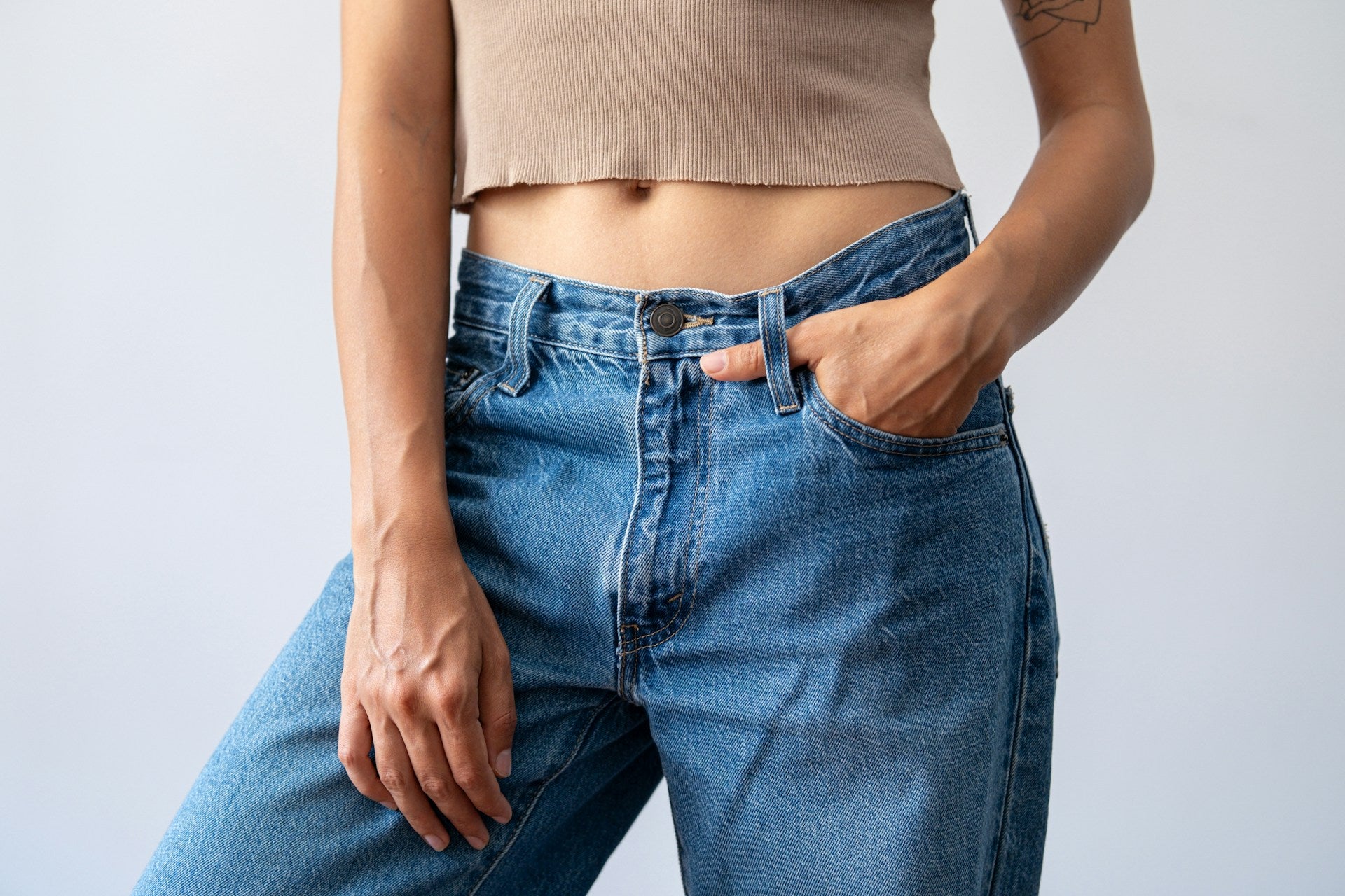 woman wearing jeans