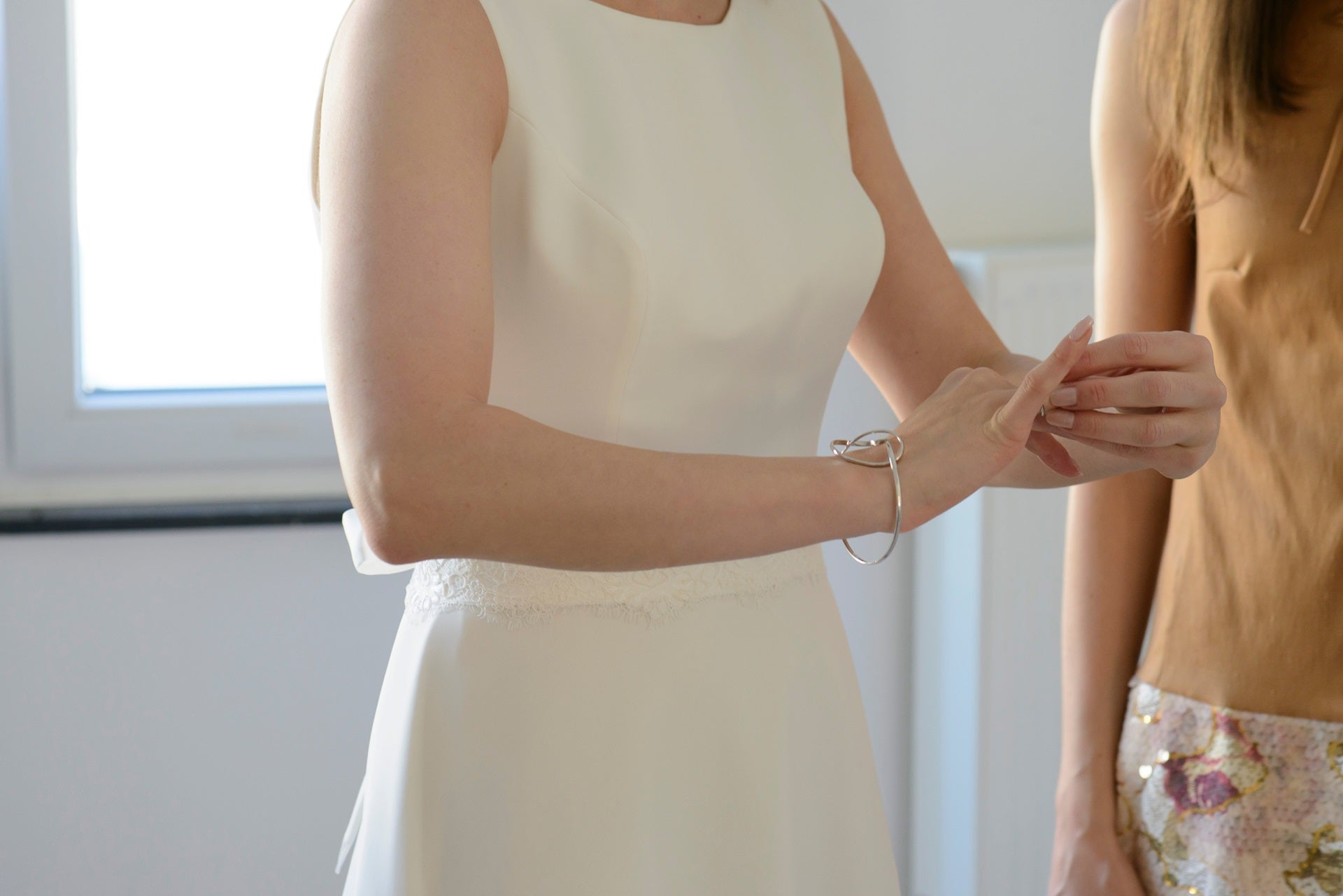 A Comprehensive Guide to Dressing for a Wedding as a Guest