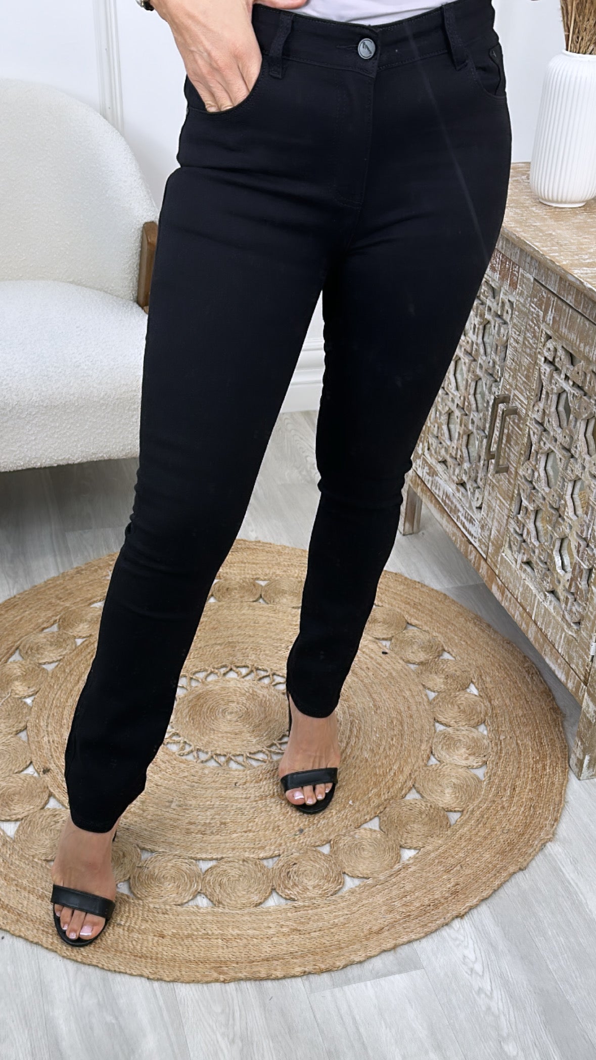 Silvia Black Straight Leg Jeans