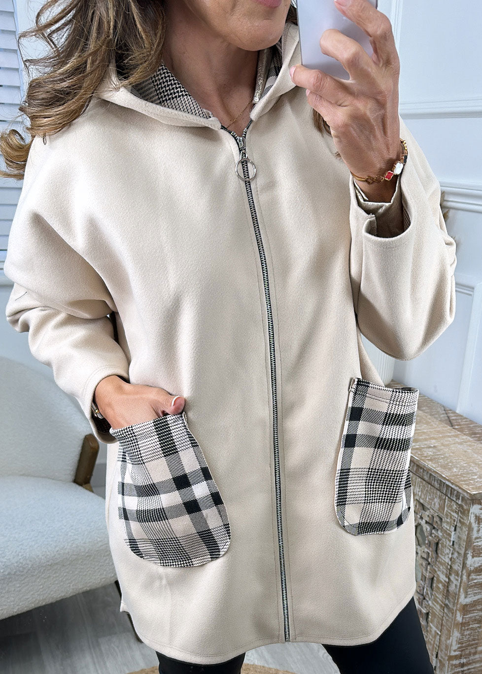 Leslie Beige Check Pocket Duster Coat