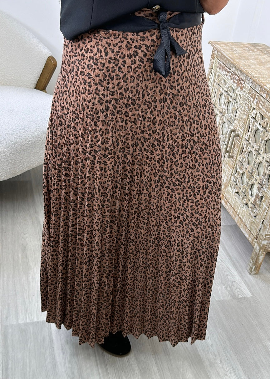 Hope Brown Leopard Print Pleated Skirt