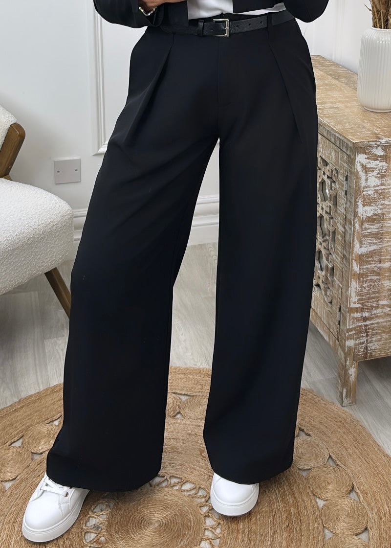 Maureen Black Pleat Detail Trousers