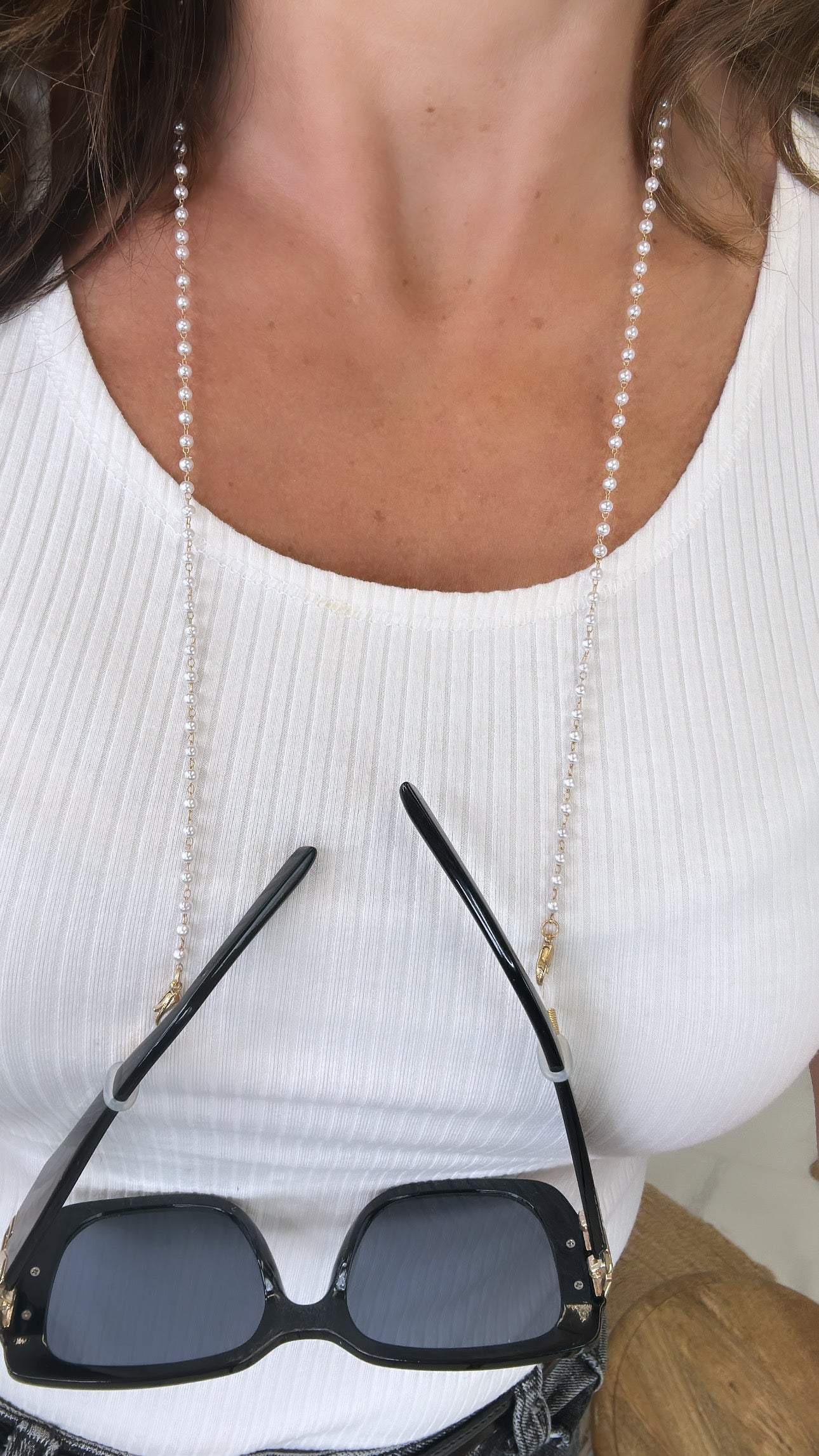 Lorena White Pearl Glasses Chain