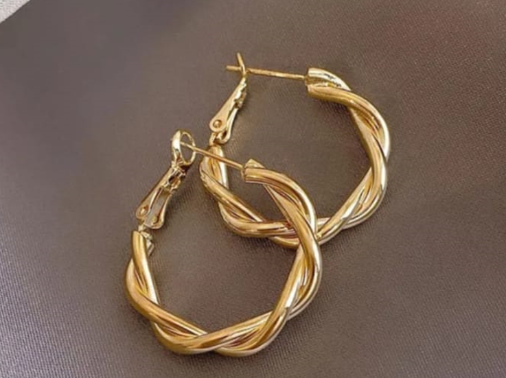 Oona Gold Circle Twist Earrings