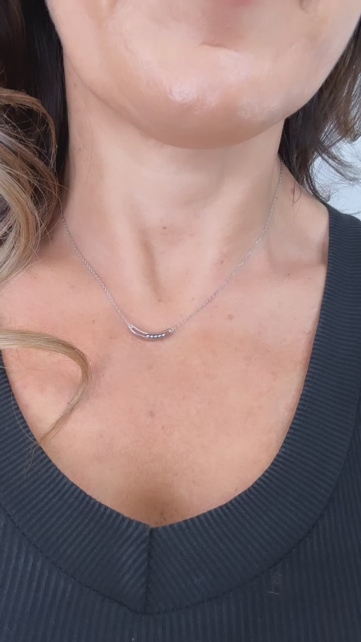 Riona Silver Curved Bar Necklace