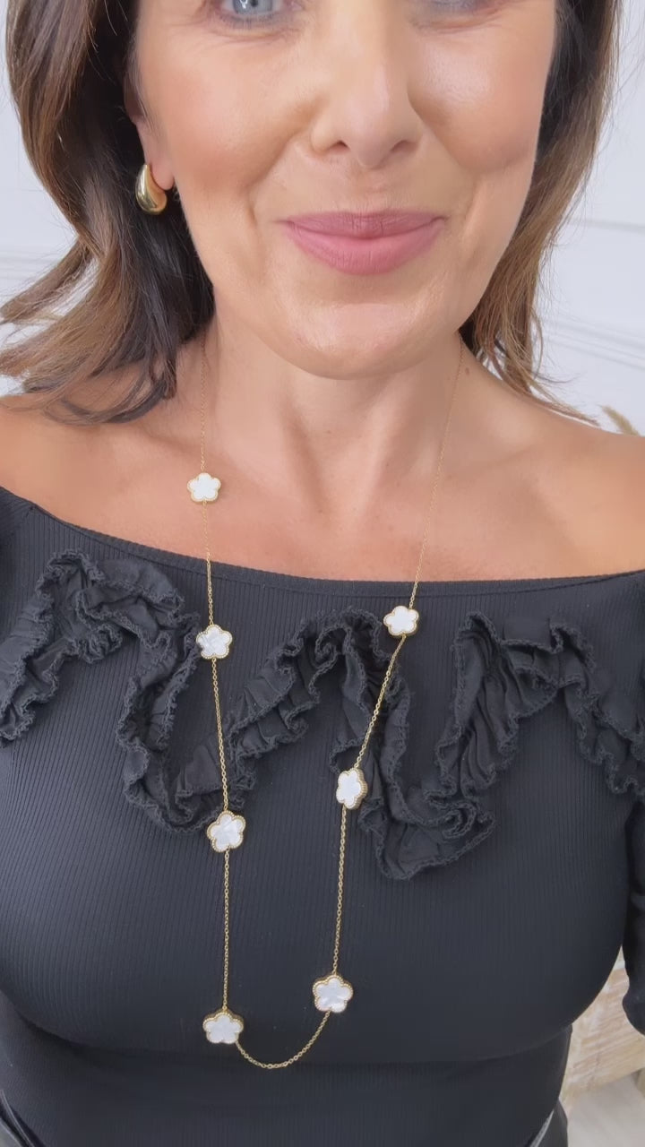 Nikita White Petal Flower Necklace